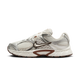 Nike V5 RNR Sail Fauna Brown Phantom Light Orewood Brown