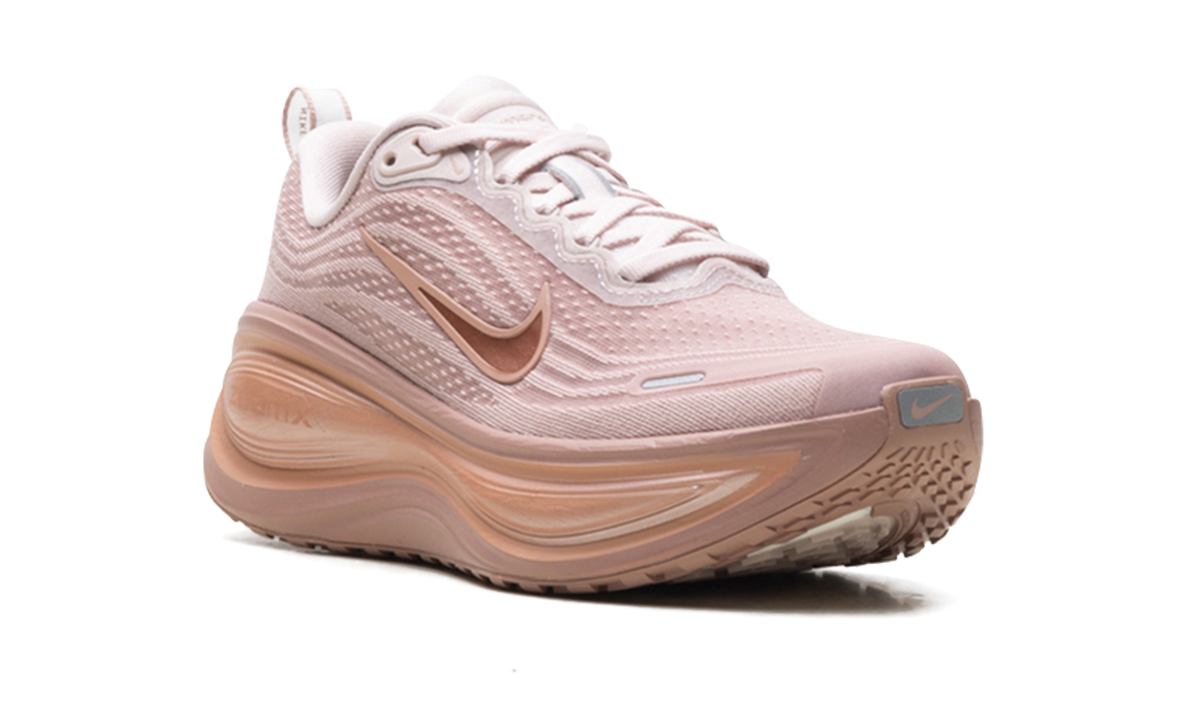 Nike Vomero Plus Particle Pink Rose Gold