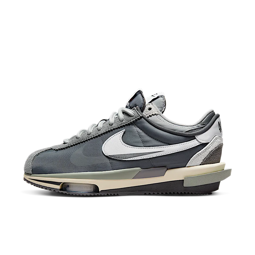 Nike Zoom Cortez SP sacai Iron Grey, Iron Grey/Dark Grey/White (DQ0581-001)