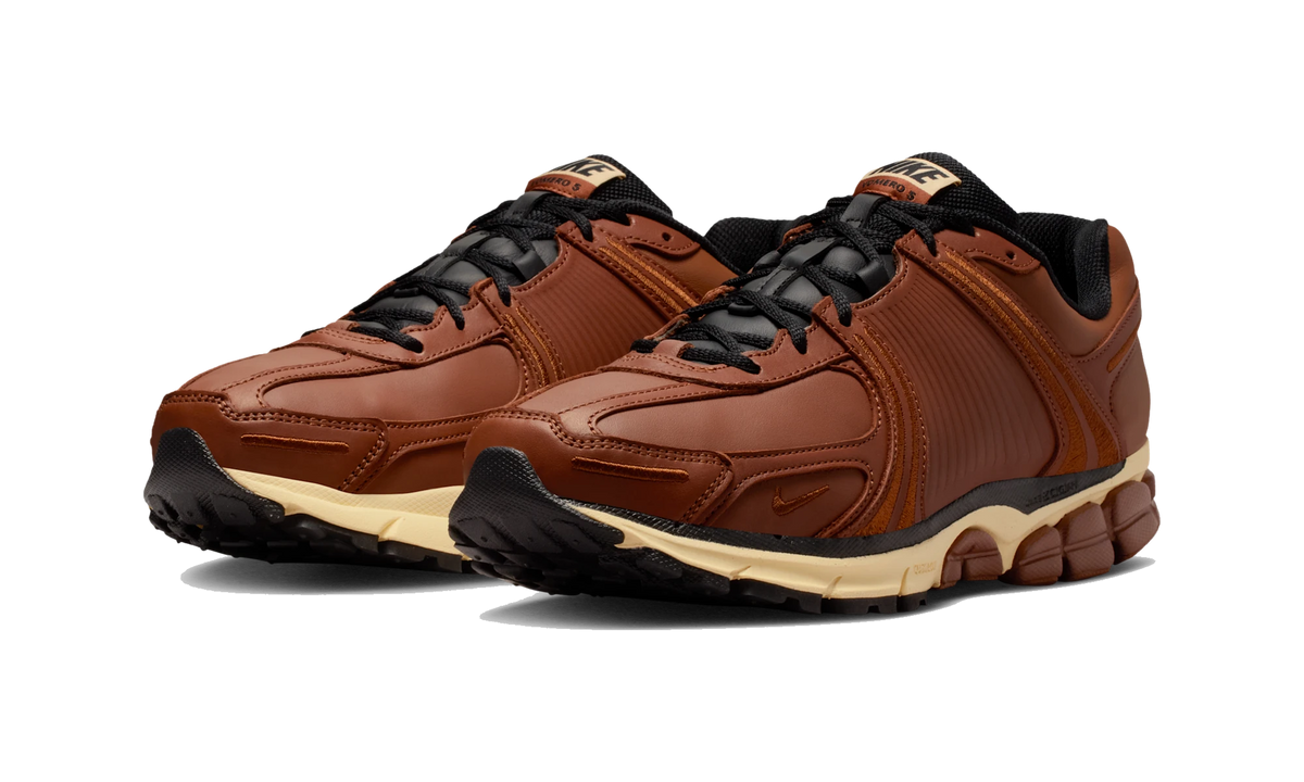 Nike Zoom Vomero 5 Swooshless Pony Sail