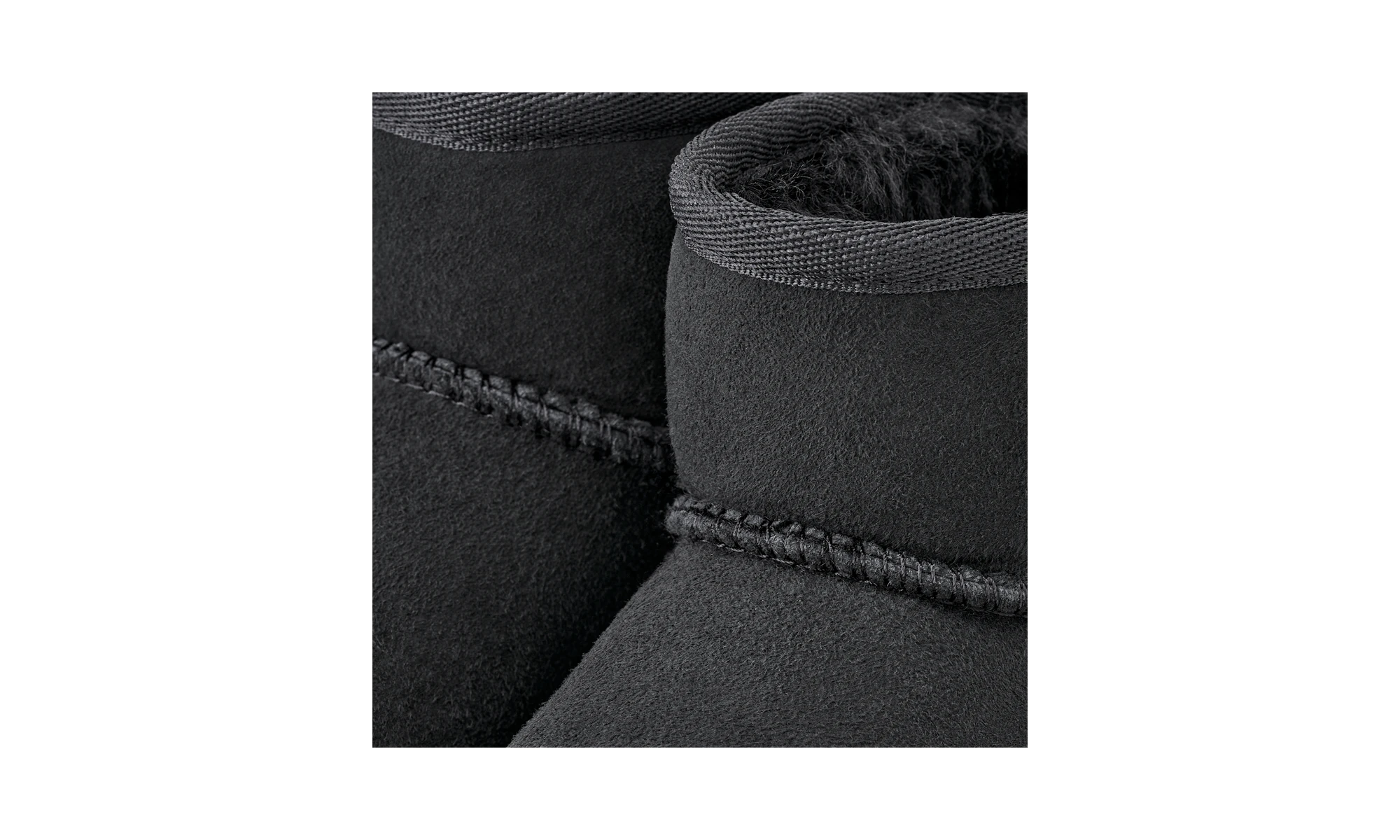 UGG Classic Mini II Boot Black (Toddler)