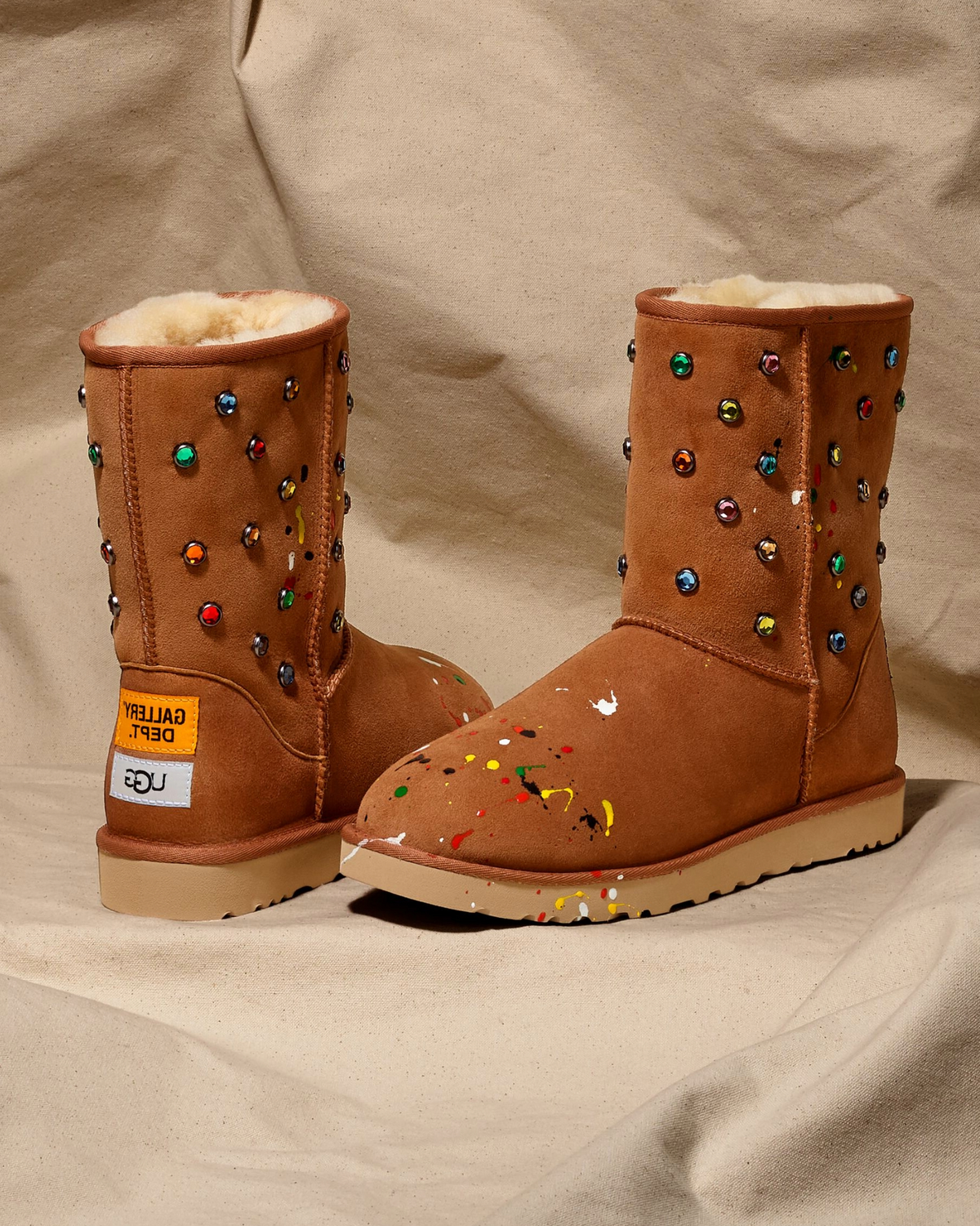 UGG Classic Short Boot Gallery Dept. Chestnut