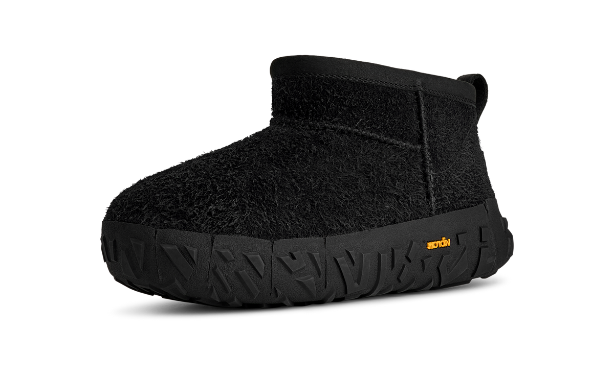 UGG Classic Ultra Mini Wrap Tech Boot Black