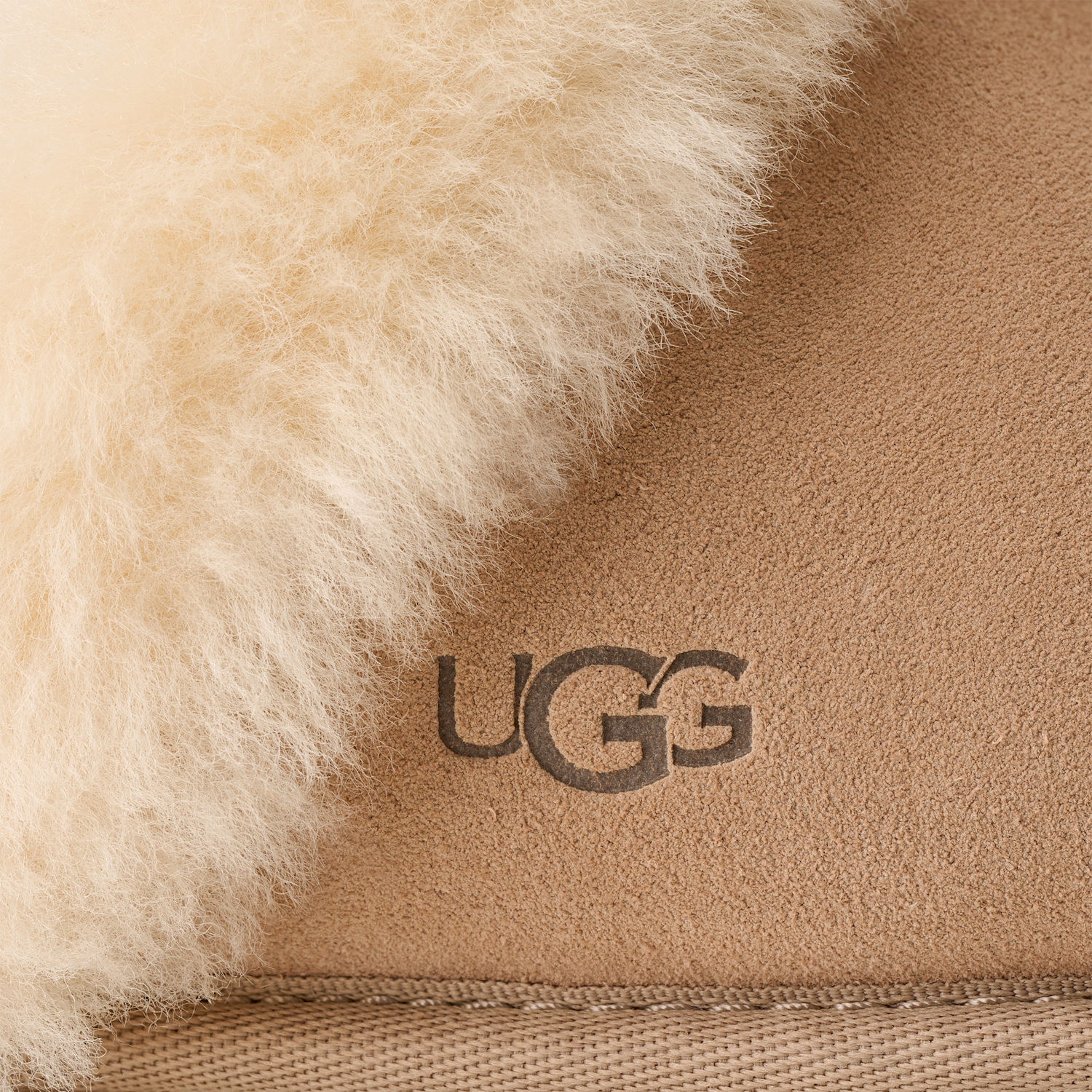 UGG Scuffette II Slipper Sand, Sand (1106872-SAN)