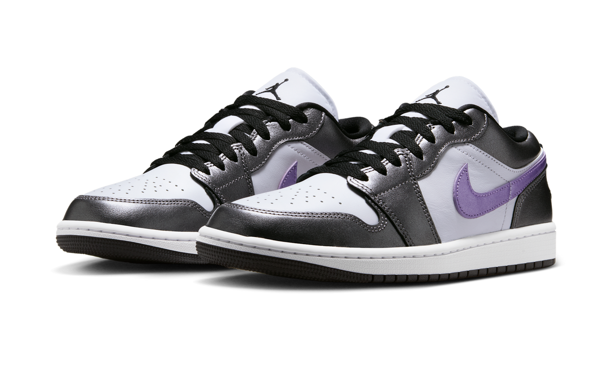 Air Jordan 1 Low SE Metallic Grape Ice
