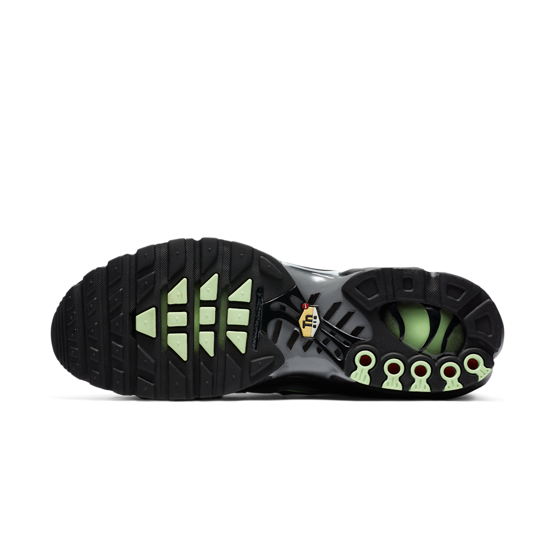 Nike Air Max Plus Black Particle Grey Vapour Green